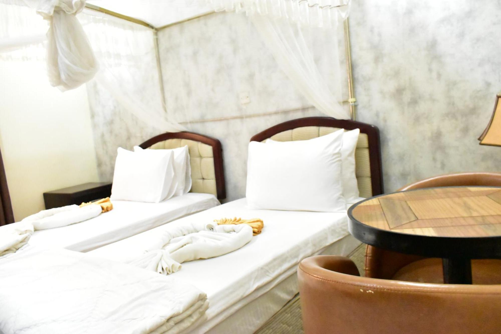 Quality Hotel Джуба Экстерьер фото