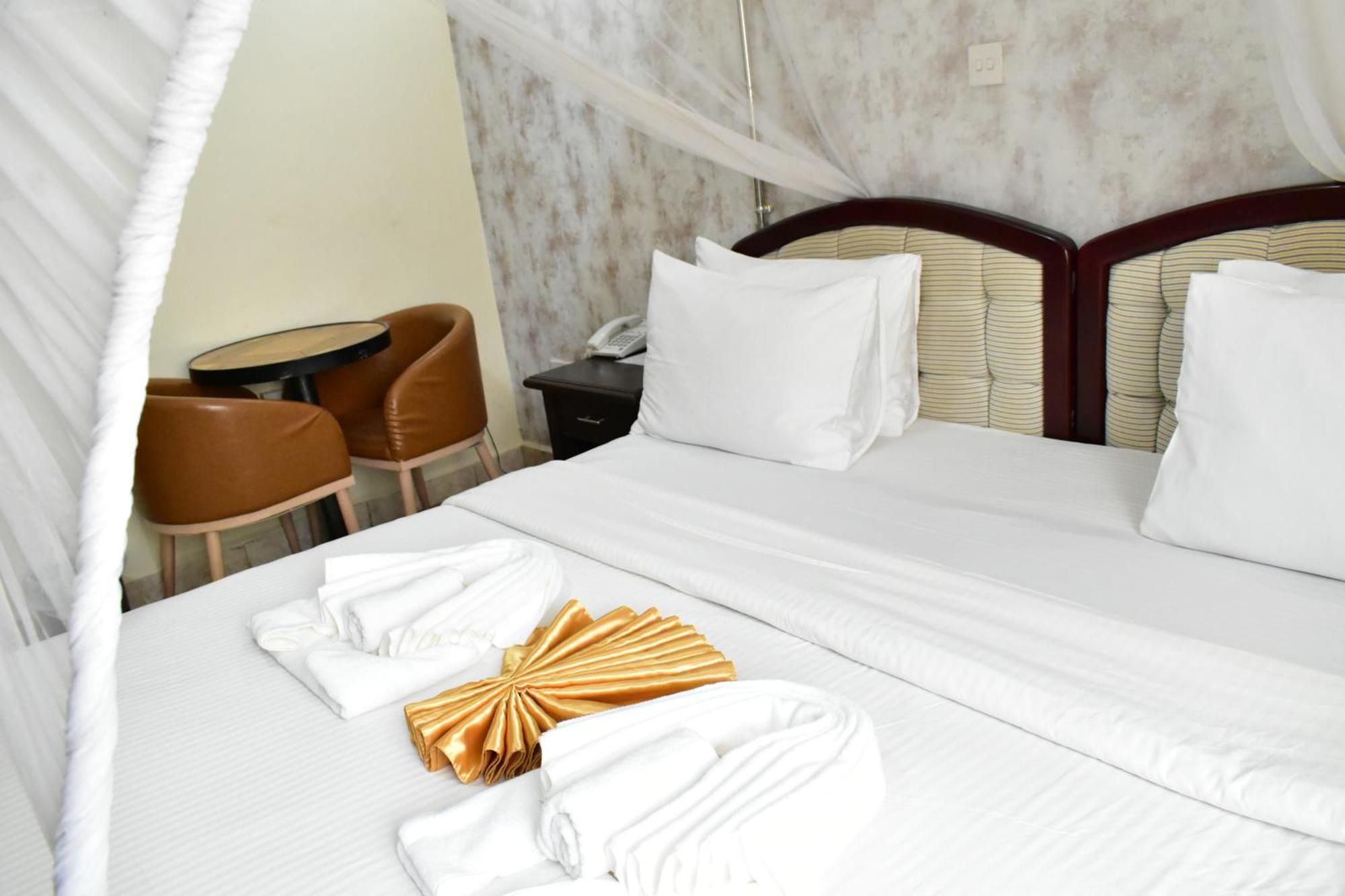 Quality Hotel Джуба Экстерьер фото