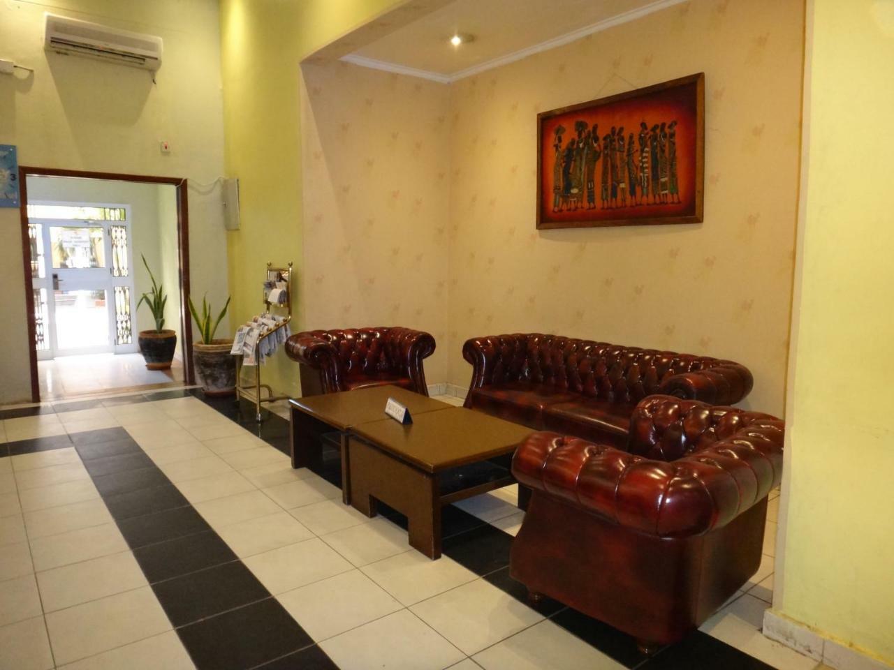 Quality Hotel Джуба Экстерьер фото